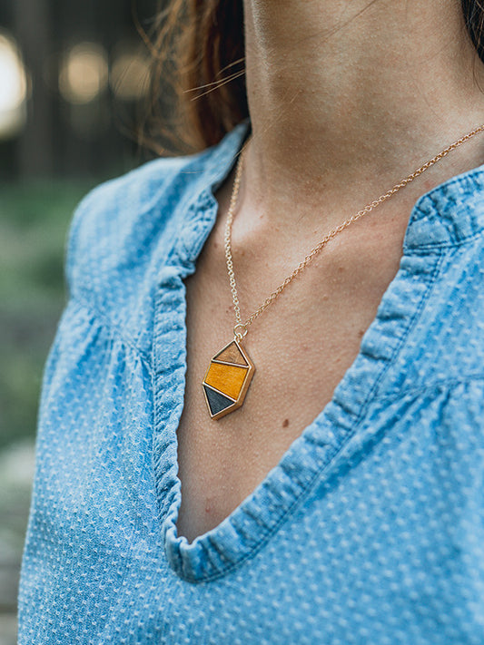 Collier en Bois Femme - Dahlia