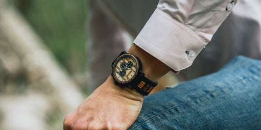 Guide Pratique : Accorder vos Montres en Bois avec vos Tenues de Bureau