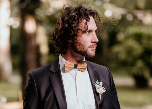 Pourquoi Adopter des Accessoires en Bois pour un Mariage ? 🌿